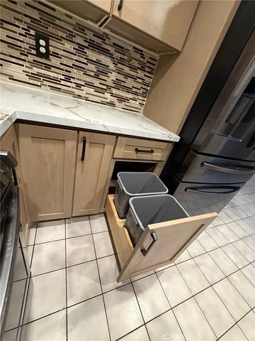 2032 S Bon View Avenue S B, Ontario, CA 91761