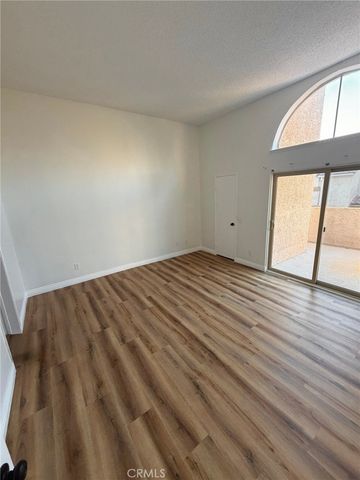 2032 S Bon View Avenue S B, Ontario, CA 91761