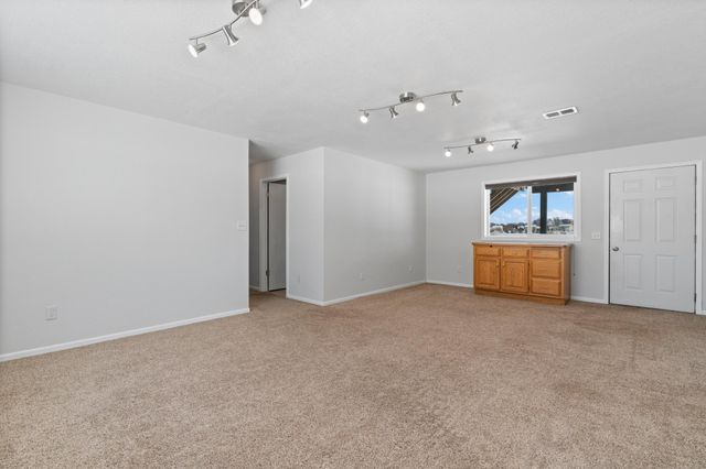 26329 150th Street NW, Zimmerman, MN 55398