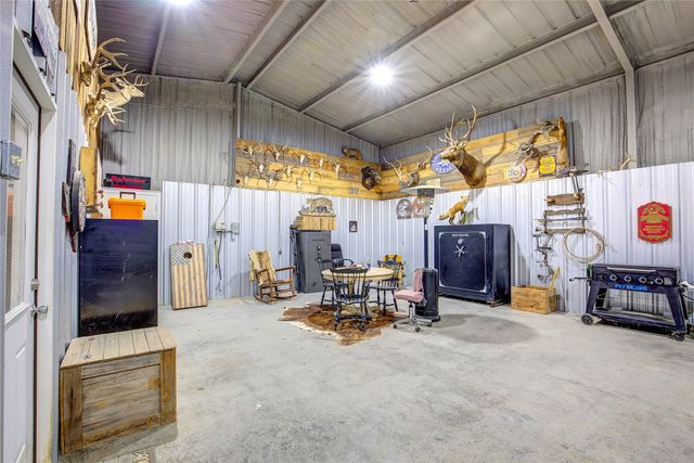 2488 County Road 2336, Como, TX 75431