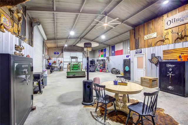 2488 County Road 2336, Como, TX 75431