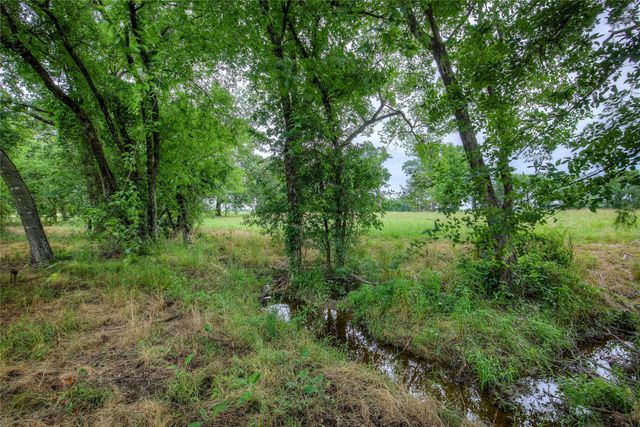 2488 County Road 2336, Como, TX 75431