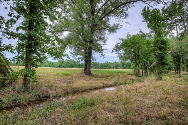 2488 County Road 2336, Como, TX 75431