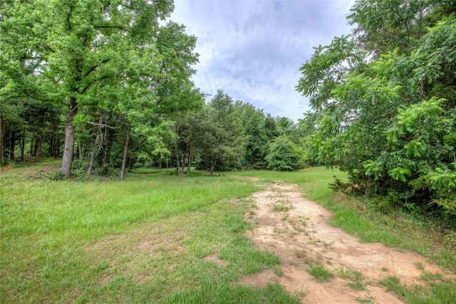 2488 County Road 2336, Como, TX 75431