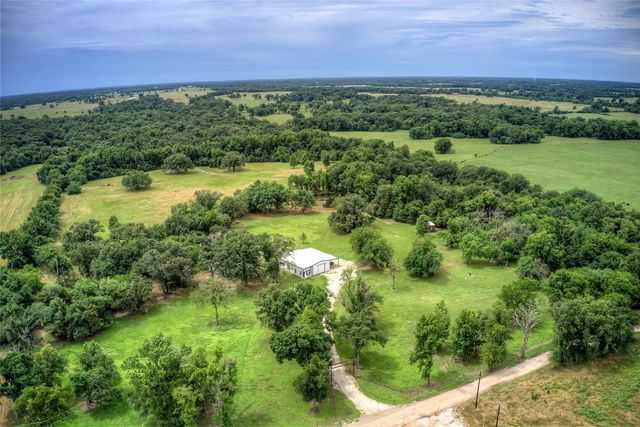 2488 County Road 2336, Como, TX 75431