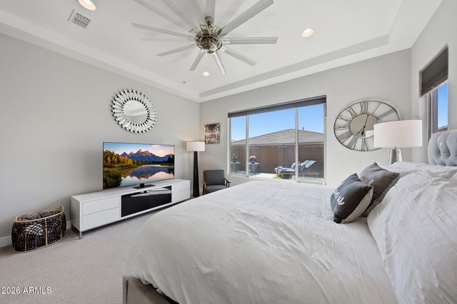 2831 E ROBIN Lane, Phoenix, AZ 85050