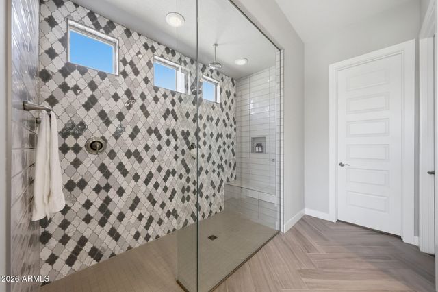 2831 E ROBIN Lane, Phoenix, AZ 85050