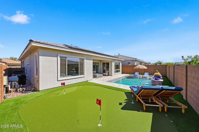 2831 E ROBIN Lane, Phoenix, AZ 85050