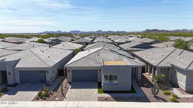 2831 E ROBIN Lane, Phoenix, AZ 85050