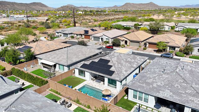 2831 E ROBIN Lane, Phoenix, AZ 85050