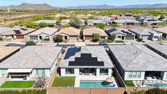 2831 E ROBIN Lane, Phoenix, AZ 85050