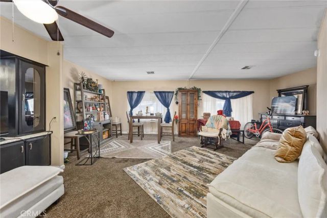 4 Tee, Bakersfield, CA 93308