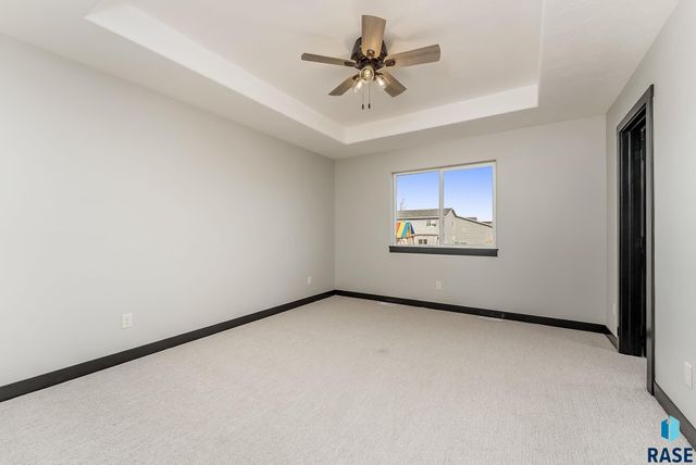 1006 Birch St Street, Harrisburg, SD 57032