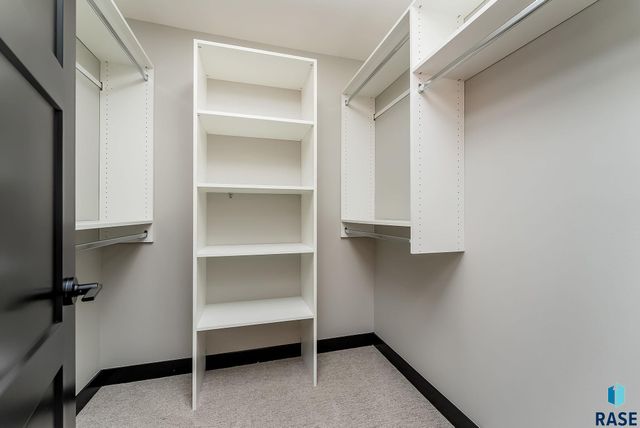 1006 Birch St Street, Harrisburg, SD 57032