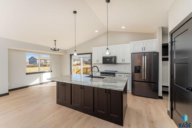 1006 Birch St Street, Harrisburg, SD 57032