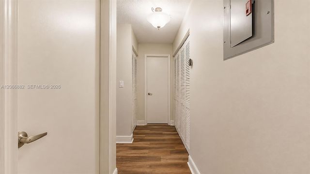 11830 SW 80th Street 427, Miami, FL 33183