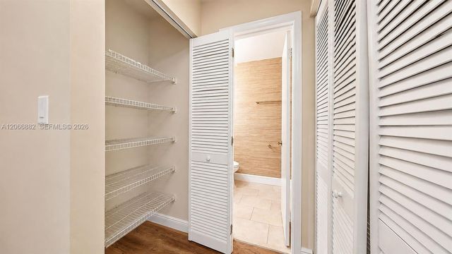 11830 SW 80th Street 427, Miami, FL 33183