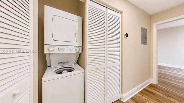 11830 SW 80th Street 427, Miami, FL 33183