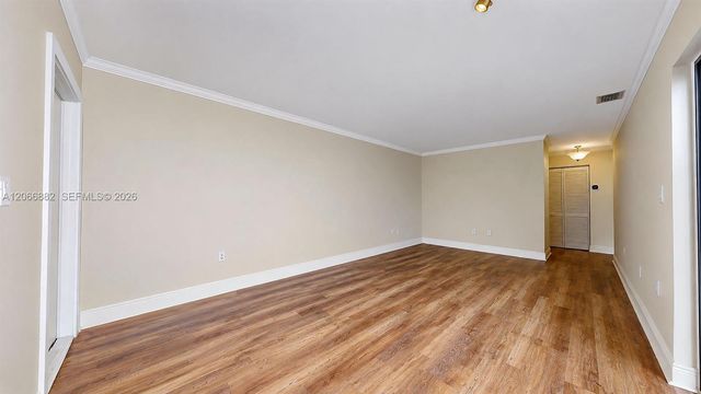 11830 SW 80th Street 427, Miami, FL 33183