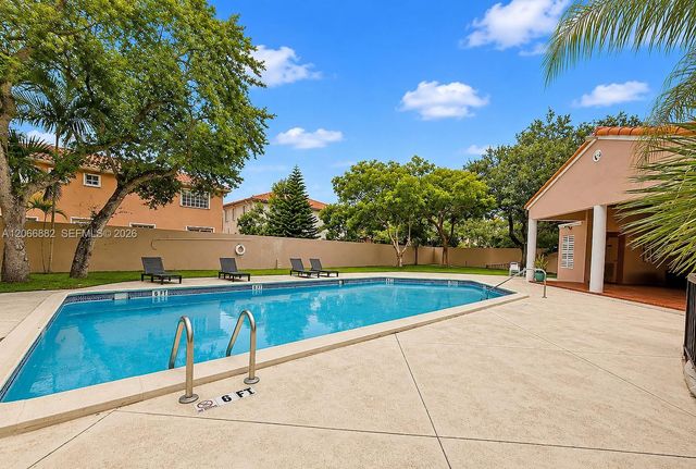 11830 SW 80th Street 427, Miami, FL 33183