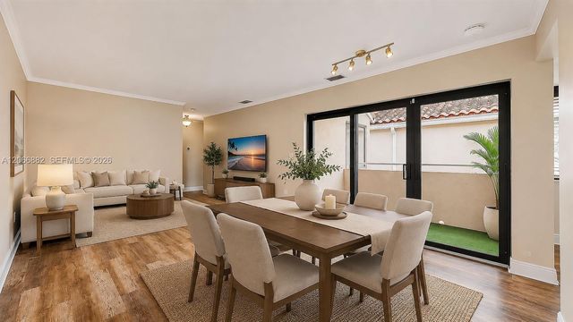 11830 SW 80th Street 427, Miami, FL 33183