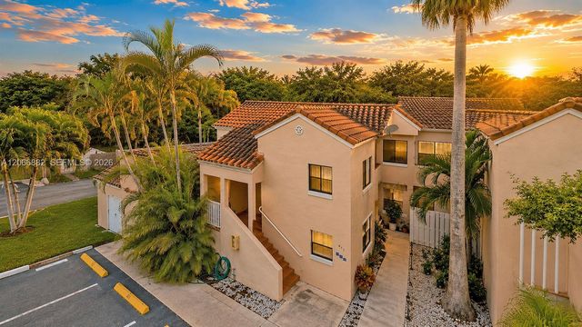 11830 SW 80th Street 427, Miami, FL 33183