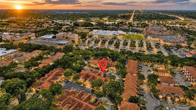 11830 SW 80th Street 427, Miami, FL 33183