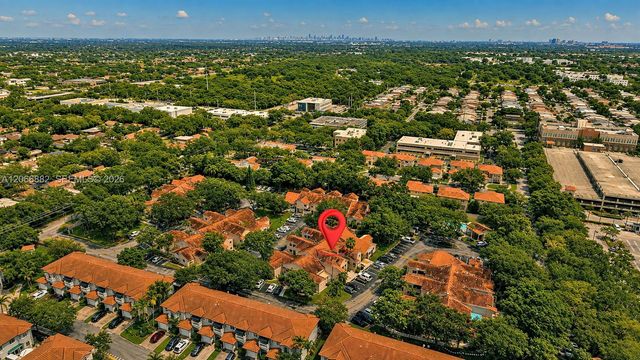 11830 SW 80th Street 427, Miami, FL 33183