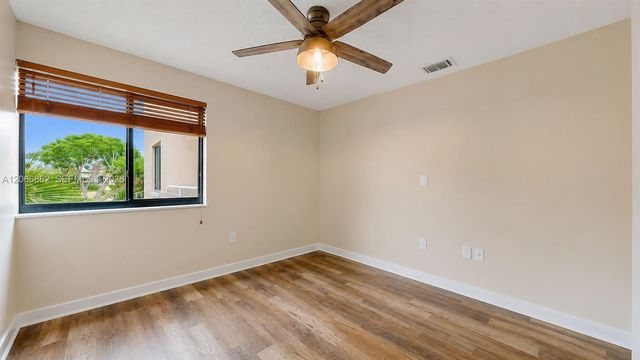 11830 SW 80th Street 427, Miami, FL 33183