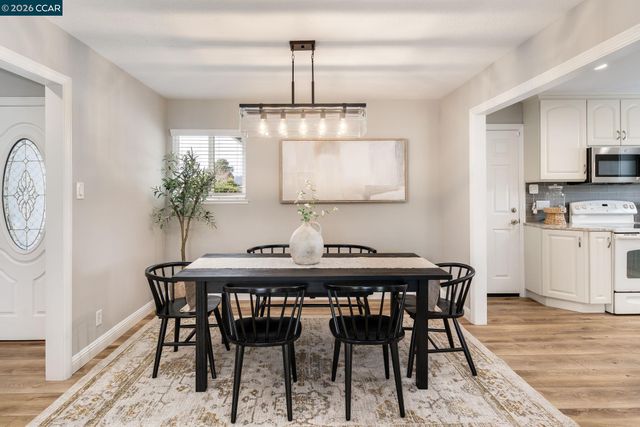 3916 Saint Michael Ct, Concord, CA 94519