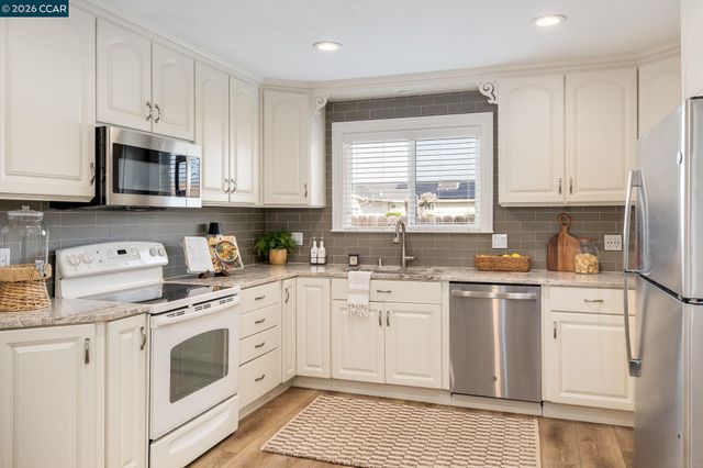 3916 Saint Michael Ct, Concord, CA 94519