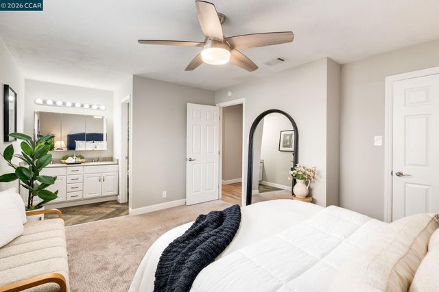 3916 Saint Michael Ct, Concord, CA 94519