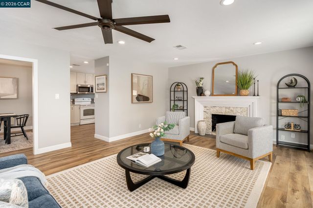 3916 Saint Michael Ct, Concord, CA 94519