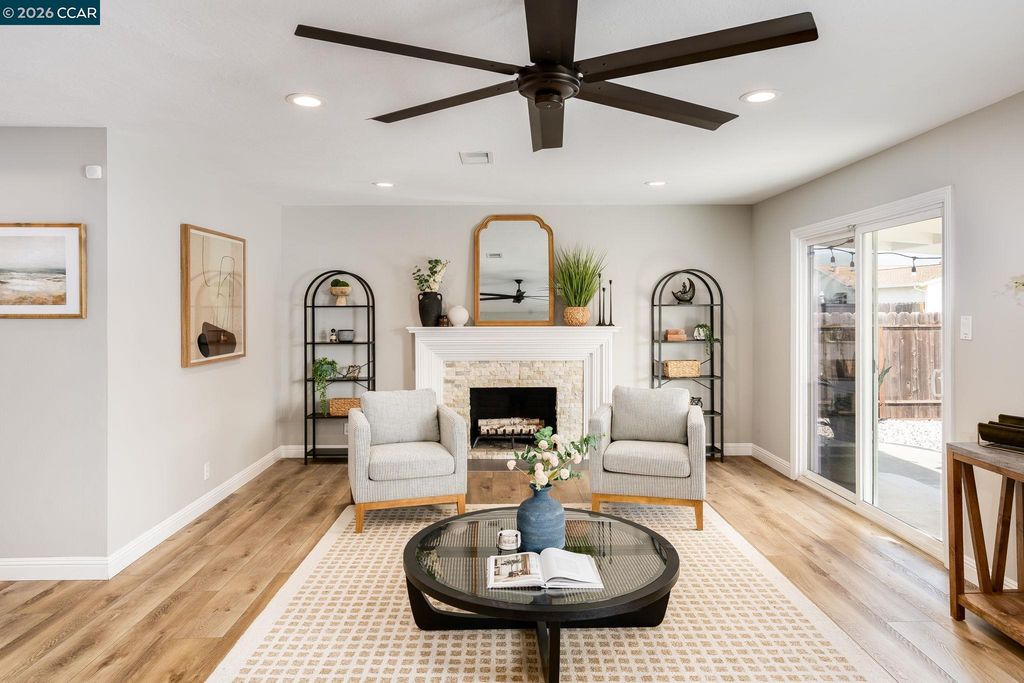 3916 Saint Michael Ct, Concord, CA 94519