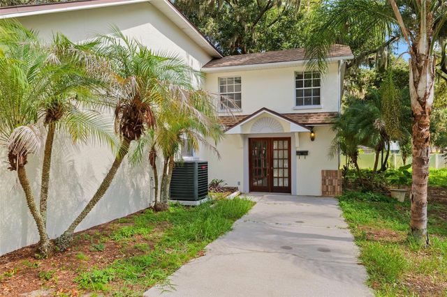 2770 BUCKHORN OAKS DRIVE, Valrico, FL 33594