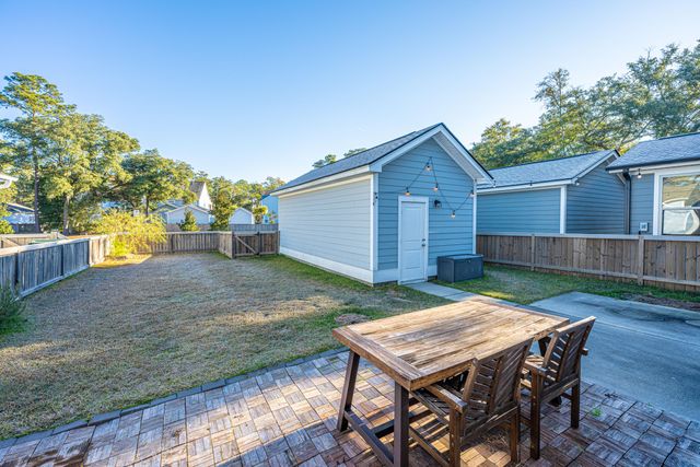 2050 Utsey Street, Johns Island, SC 29455