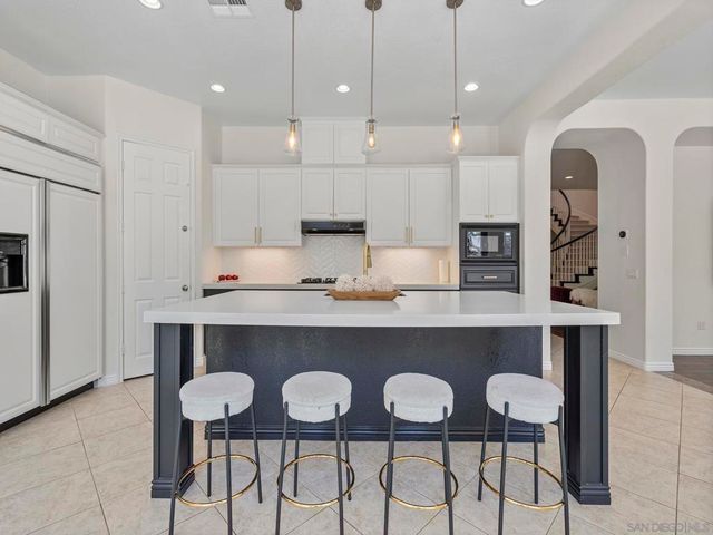 13425 El Presidio Trail, San Diego, CA 92130