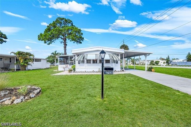 27520 Bourbonniere DR, Bonita Springs, FL 34135