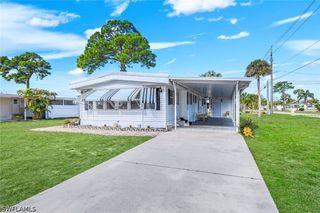 27520 Bourbonniere DR, Bonita Springs, FL 34135