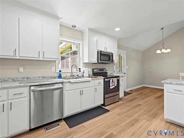 3812 Chesdin Blvd, Sutherland, VA 23885