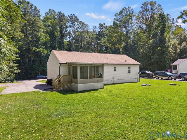 3812 Chesdin Blvd, Sutherland, VA 23885