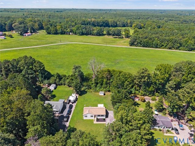 3812 Chesdin Blvd, Sutherland, VA 23885