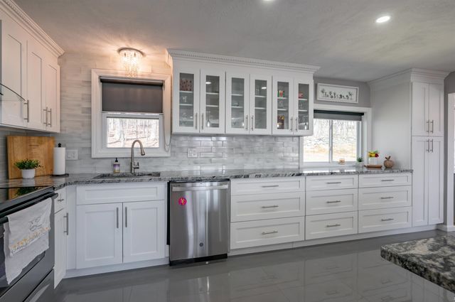 103 Jay Road, Merrimack, NH 03054