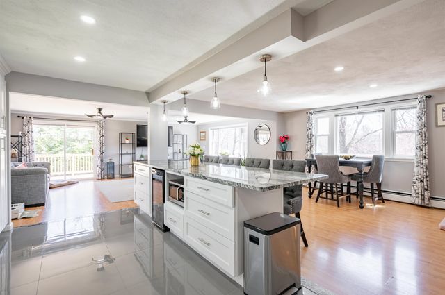103 Jay Road, Merrimack, NH 03054