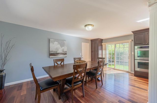 9390 Holly Oak Way, Salinas, CA 93907