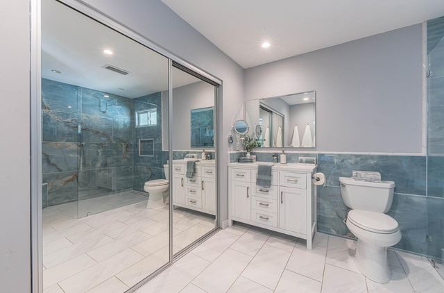 9390 Holly Oak Way, Salinas, CA 93907