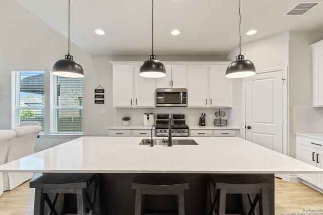 2130 Dalhart, San Antonio, TX 78253