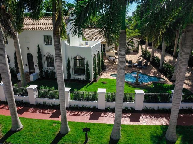 76 S WASHINGTON DRIVE, Sarasota, FL 34236
