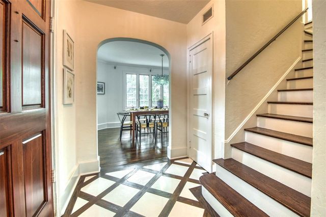 76 S WASHINGTON DRIVE, Sarasota, FL 34236
