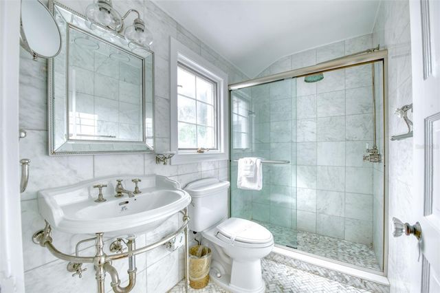 76 S WASHINGTON DRIVE, Sarasota, FL 34236